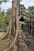 Banteay Kdei temple - west gopura of the third enclosure.